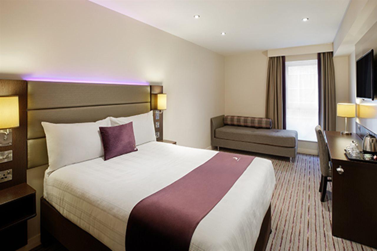 Premier Inn Premier Inn Weymouth Buitenkant foto