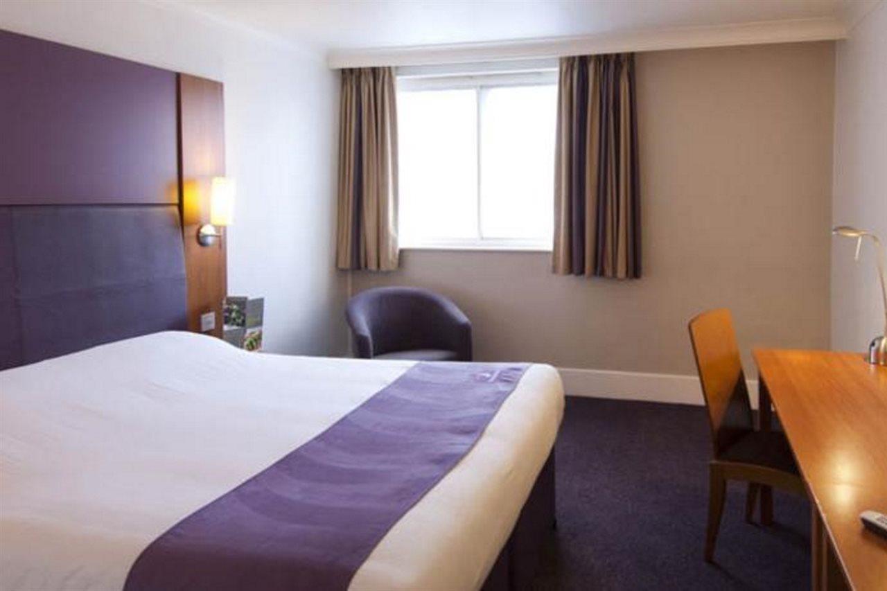 Premier Inn Premier Inn Weymouth Buitenkant foto